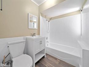 317 Roswell, Long Beach CA 90814