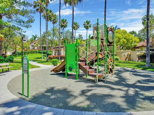 10940 Tantlinger, Tustin CA 92782