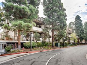 2559 Plaza Del Amo 101, Torrance CA 90503