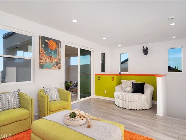 233 Tank, Irvine CA 92618