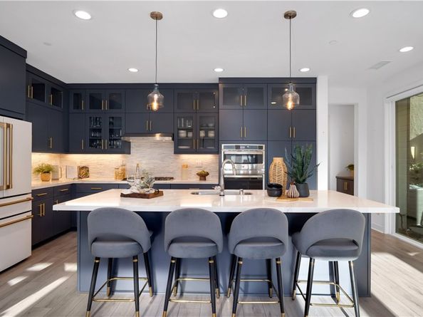 233 Tank, Irvine CA 92618