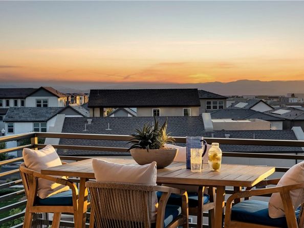 233 Tank, Irvine CA 92618