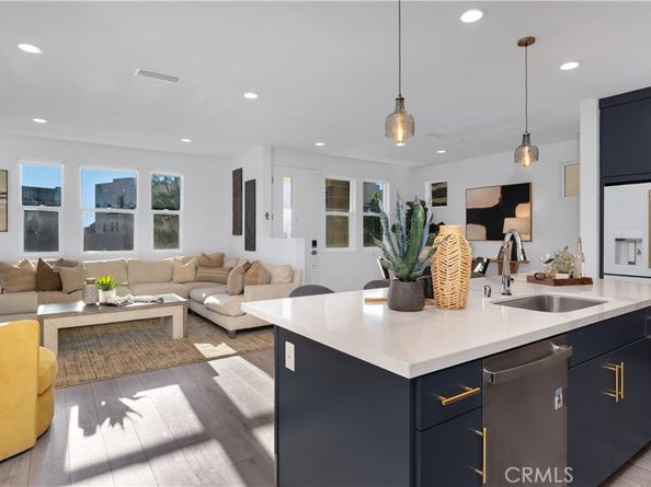 233 Tank, Irvine CA 92618