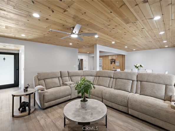 2152 N Cleveland Street, Orange CA 92865