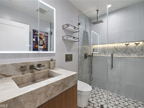 2152 N Cleveland Street, Orange CA 92865
