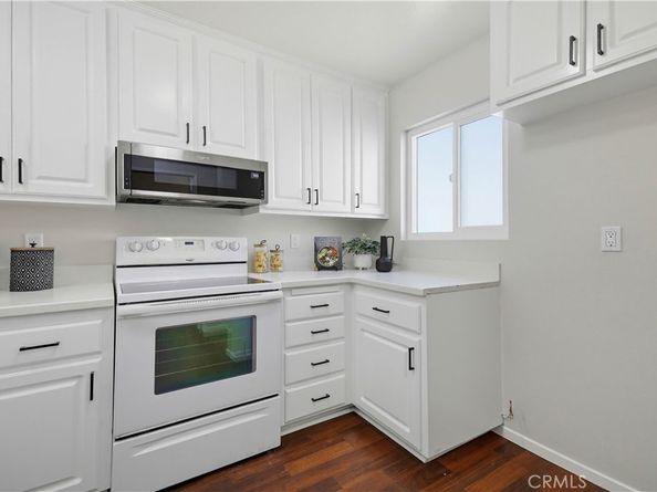 5825 E Creekside Avenue 6, Orange CA 92869