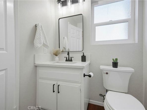 5825 E Creekside Avenue 6, Orange CA 92869