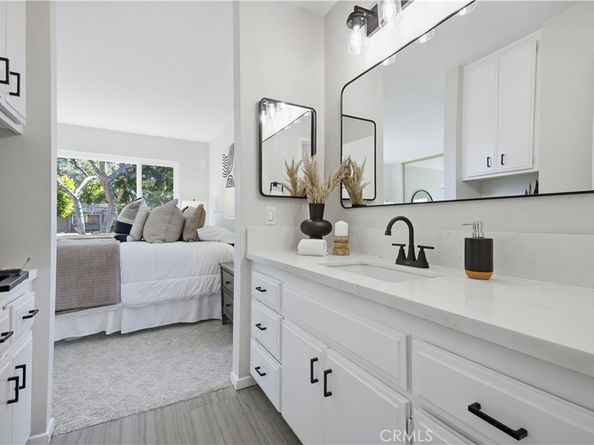 5825 E Creekside Avenue 6, Orange CA 92869