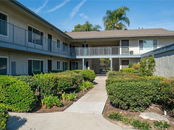 365 W Wilson Street, Costa Mesa CA 92627