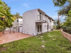 1643 San Ysidro Drive, Beverly Hills CA 90210