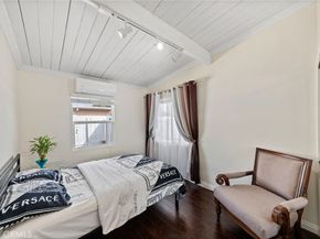 5721 N Rockvale Ave, Azusa CA 91702