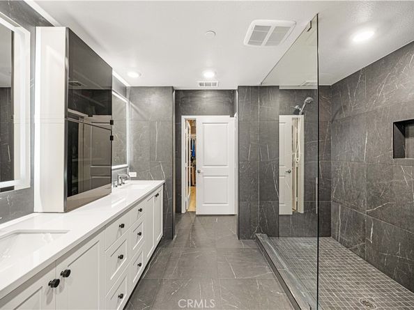 1891 S Union 99, Anaheim CA 92805