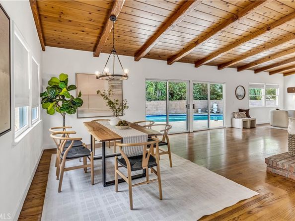 8308 Zelzah, Northridge CA 91325