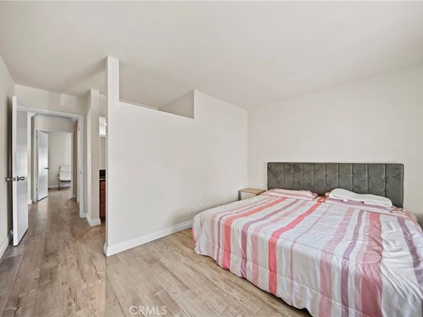 63 Streamwood, Irvine CA 92620