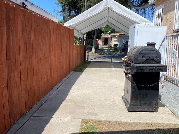 5846 Gardenia, Long Beach CA 90805