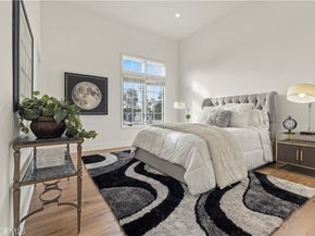 288 S Oakland Ave 211, Pasadena CA 91101