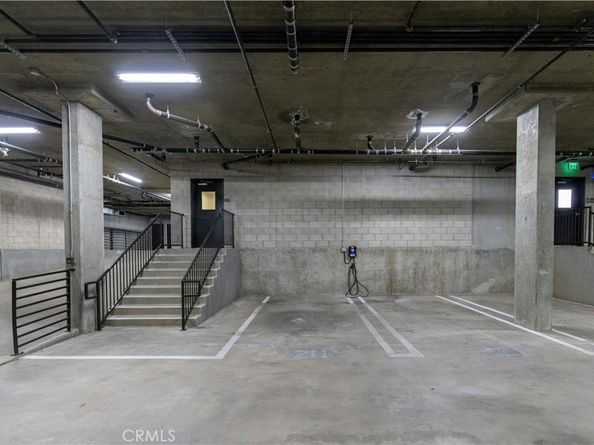 288 S Oakland Ave 211, Pasadena CA 91101