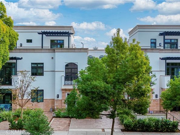 288 S Oakland Ave 211, Pasadena CA 91101