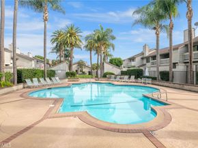 2220 E Chapman 5, Fullerton CA 92831