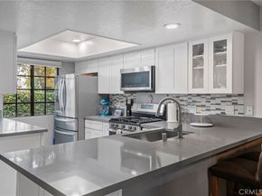 2220 E Chapman 5, Fullerton CA 92831