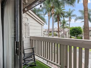 2220 E Chapman 5, Fullerton CA 92831