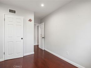 9419 Haskell Avenue, North Hills CA 91343