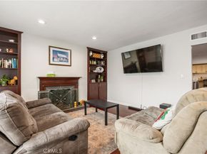 9419 Haskell Avenue, North Hills CA 91343