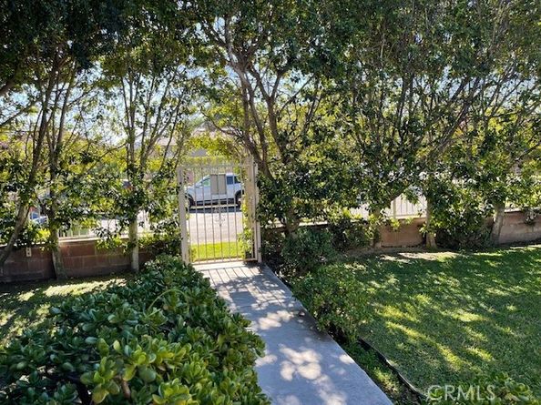 11143 Emelita, North Hollywood CA 91601