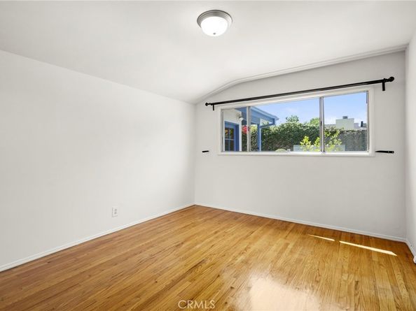 5249 Ventura Canyon Avenue, Sherman Oaks CA 91401