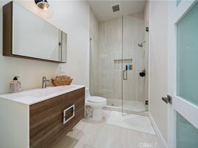 5631 Wilhelmina Avenue, Woodland Hills CA 91367