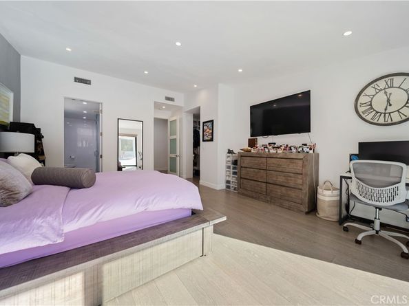 5631 Wilhelmina Avenue, Woodland Hills CA 91367