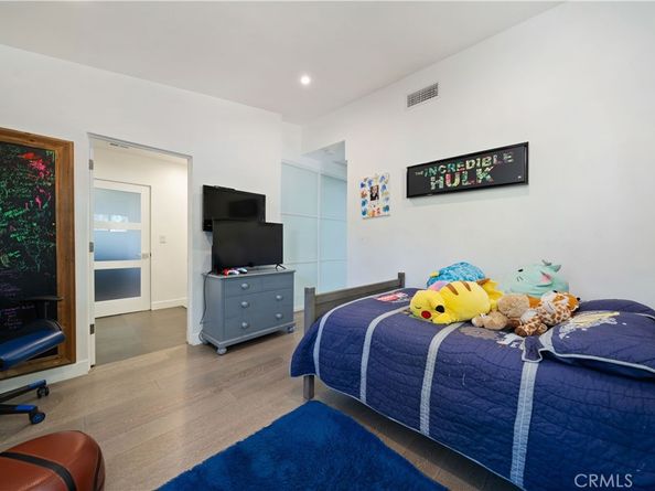 5631 Wilhelmina Avenue, Woodland Hills CA 91367