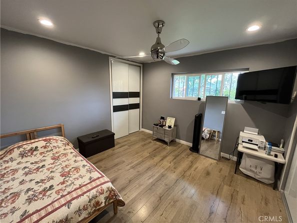 7705 Ben Avenue, North Hollywood CA 91605