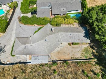 4067 Hayvenhurst Drive