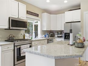 10925 Willowbrae, Chatsworth CA 91311