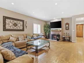 10925 Willowbrae, Chatsworth CA 91311