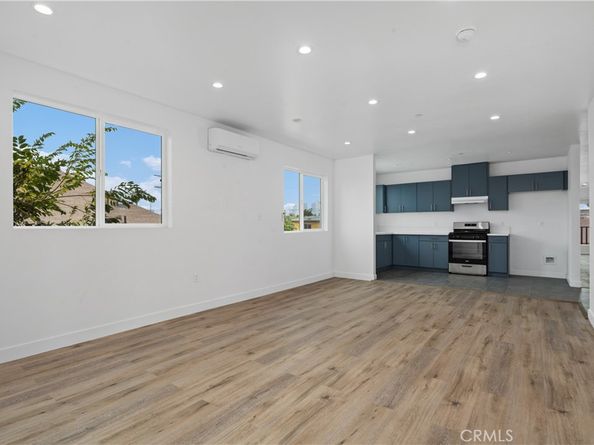 759 E 25th, Los Angeles CA 90011