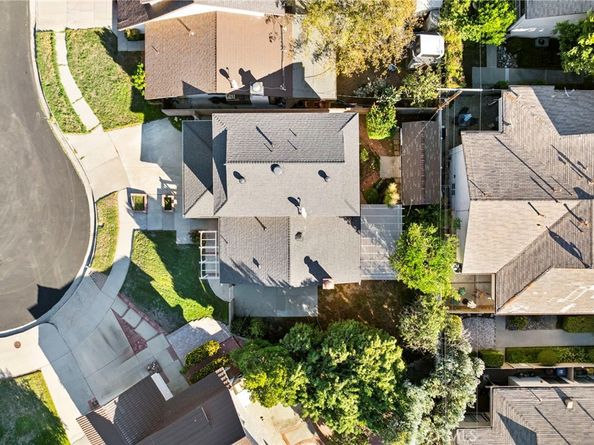 10401 Willowbrae, Chatsworth CA 91311