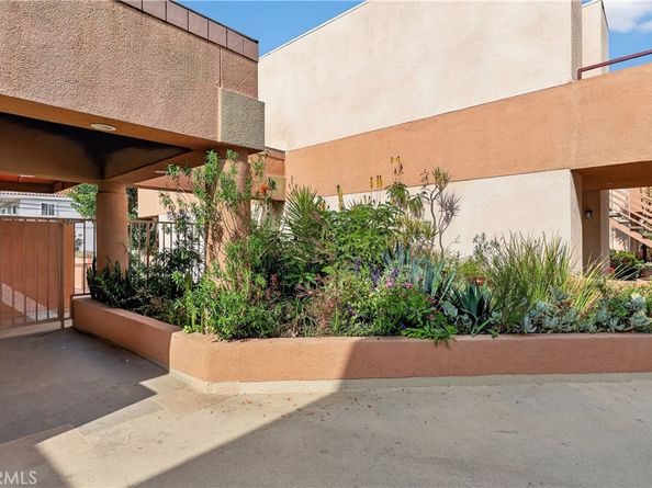 16700 Yukon Avenue 202, Torrance CA 90504