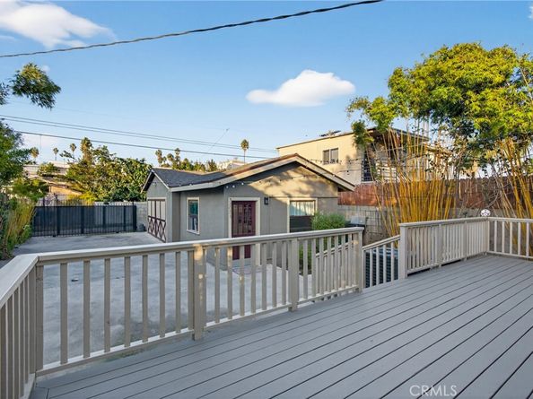 3305 Montclair, Los Angeles CA 90018