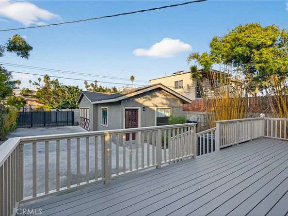 3305 Montclair, Los Angeles CA 90018