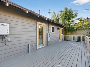 3305 Montclair, Los Angeles CA 90018