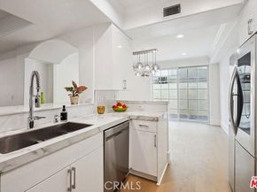 1861 Veteran Avenue 101, Westwood Century City CA 90025