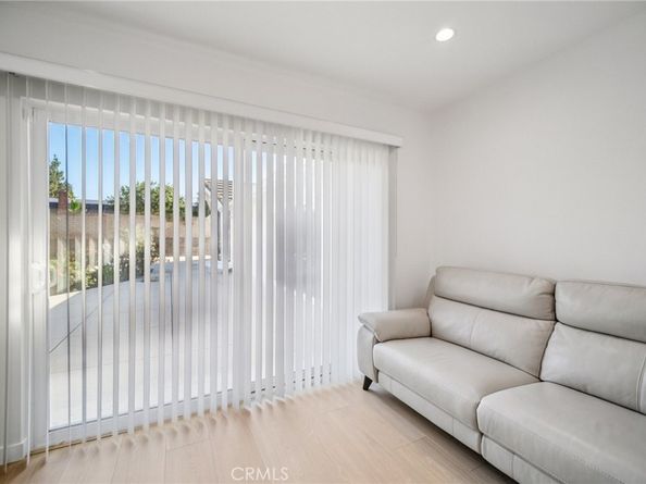 17158 Citronia Street, Northridge CA 91325
