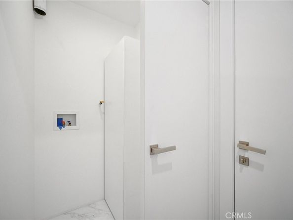 17158 Citronia Street, Northridge CA 91325