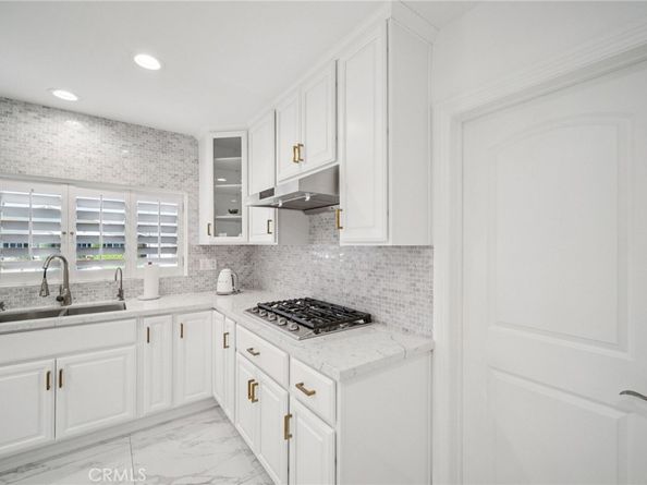 17158 Citronia Street, Northridge CA 91325