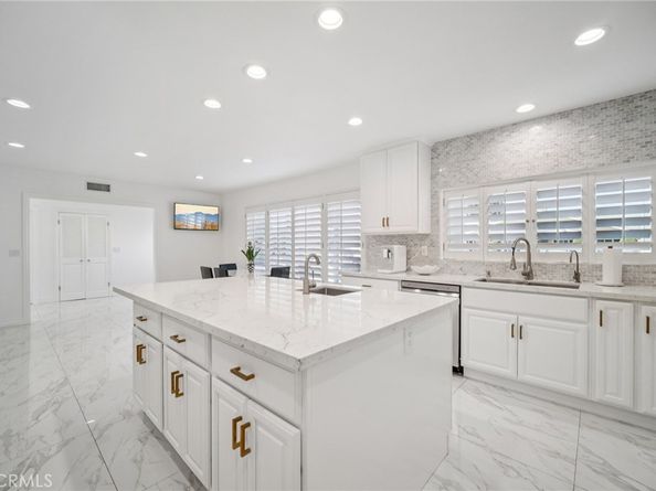 17158 Citronia Street, Northridge CA 91325