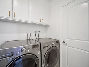17158 Citronia Street, Northridge CA 91325