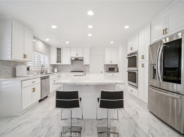 17158 Citronia Street, Northridge CA 91325
