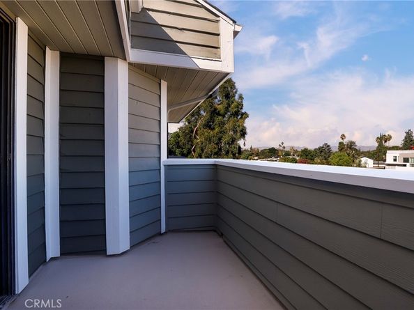 6545 Reseda 19, Reseda CA 91335